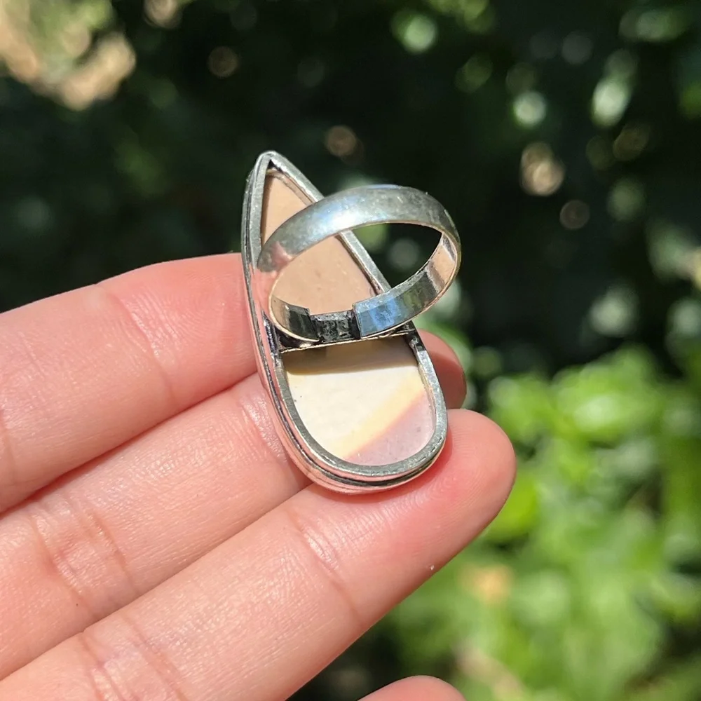 Size 7.5 925 silver‎ plated pink Mookaite ring